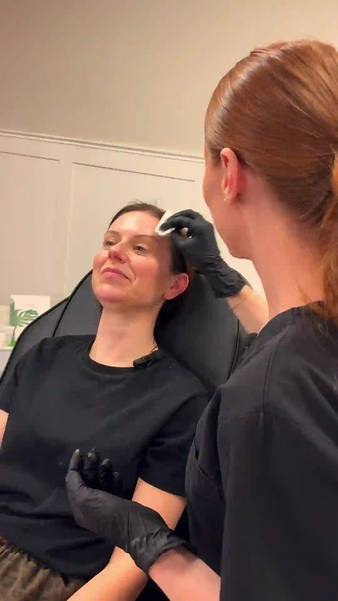 Bel's Aesthetics client mid-treatment during the Digital Sizzle content shoot